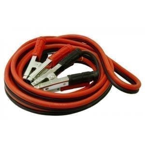 800 Amp Jump Leads A pair of colour coded 800 amp heavy duty jump leads, measuring 6mtrs in length ideal for commercial vehicles. The leads have insulated robust steel clips with large integral springs. The 100% low resistance multi stranded copper cable means a minimal voltage drop. Supplied in strong handled storage bag.